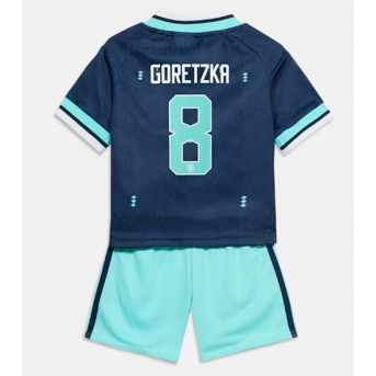 Billige Fotballdrakt Tyskland Leon Goretzka #8 Replika Bortedraktsett Barn VM 2026 Kortermet (med bukser)
